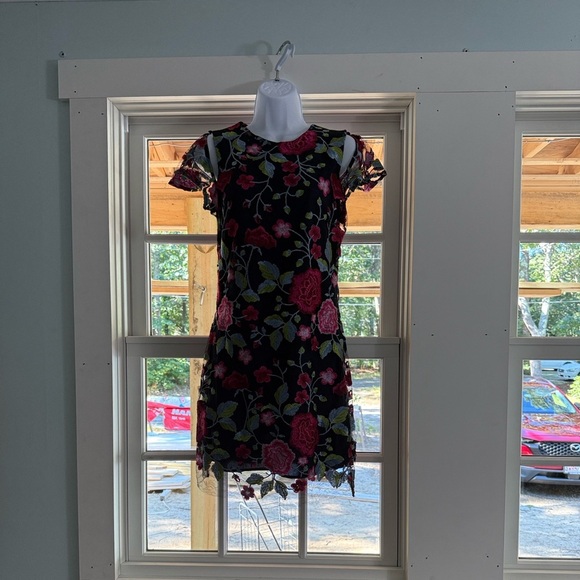 Sam Edelman Peony Embroidery Cap Sleeve Mini Dress Floral Navy Liner size 2 NWT - Picture 10 of 12